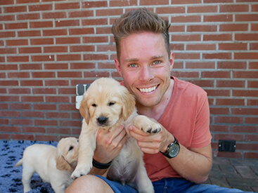 De Verantwoordelijke Rol van een Hondenfokker in de Samenleving